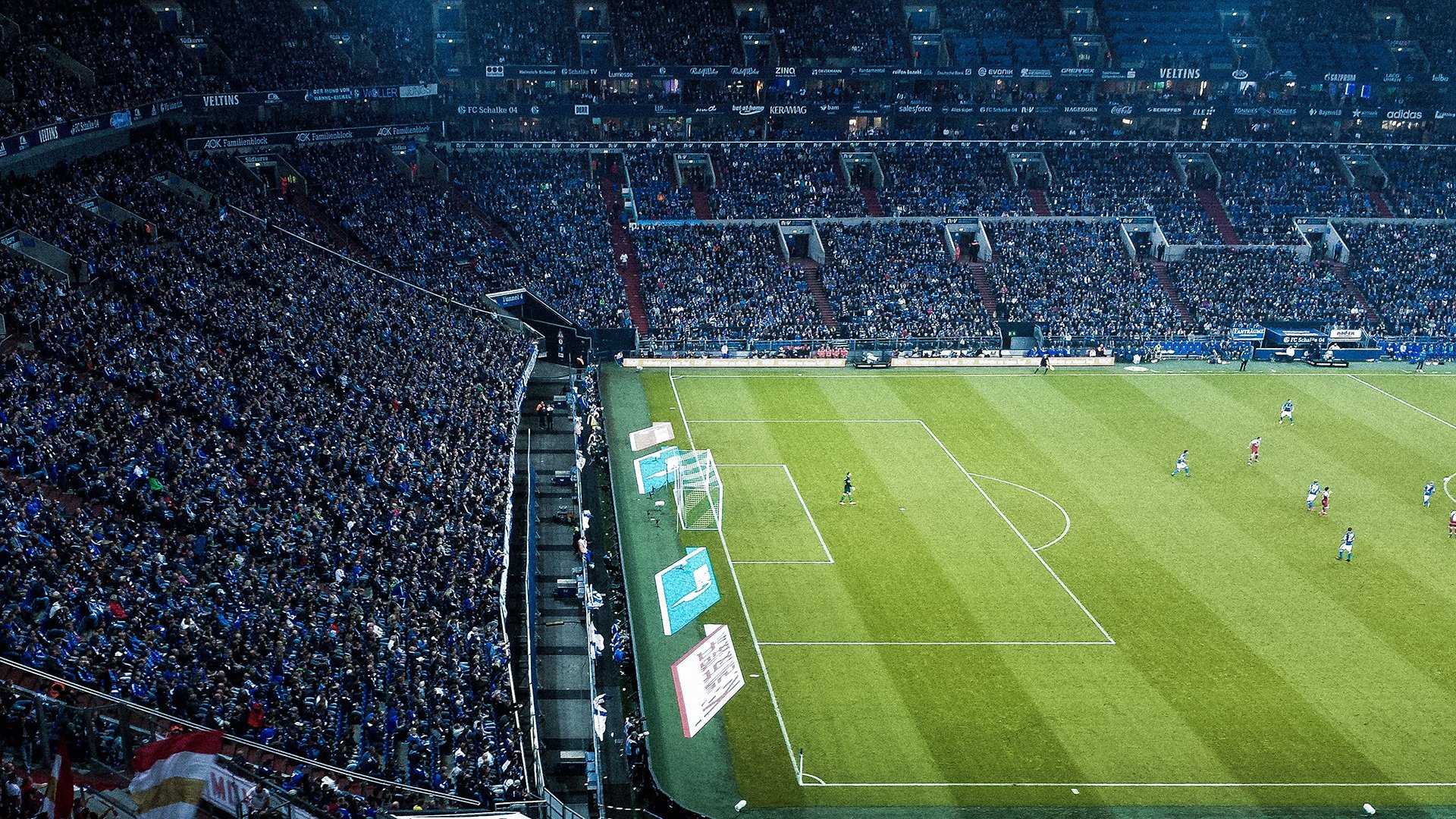 -亚眠球员红牌遭罚，或将错过下场比赛，亚眠球衣